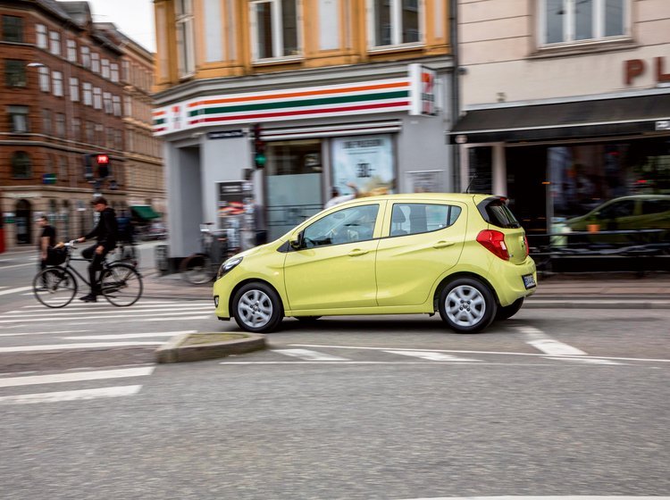 Opel Karl fra siden