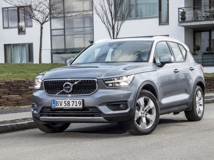 Volvo XC40 set forfra