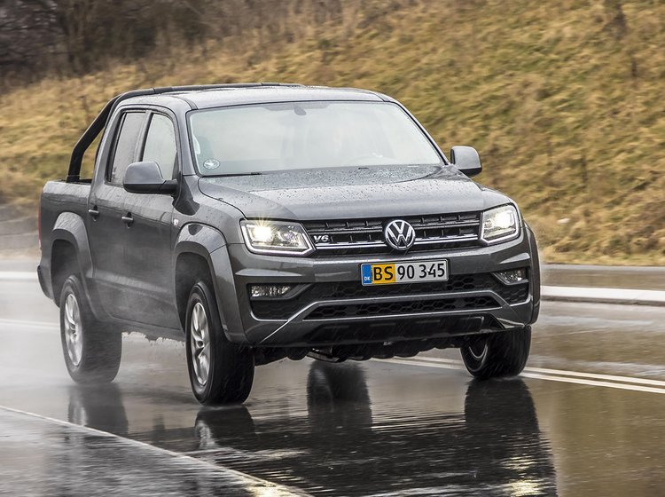 VW Amarok forfra