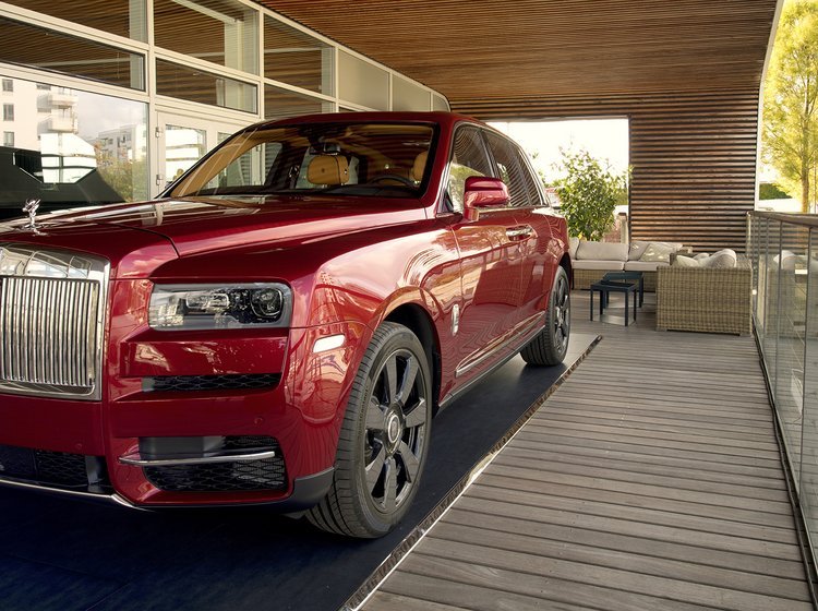 Rolls-Royce Cullinan forfra