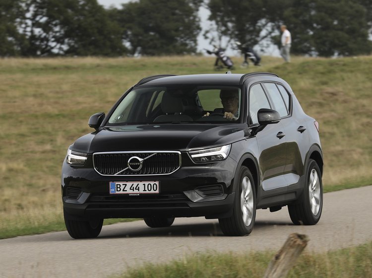 Volvo XC40 set forfra