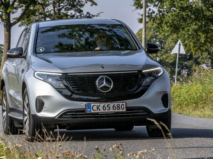 Mercedes-Benz EQC set forfra