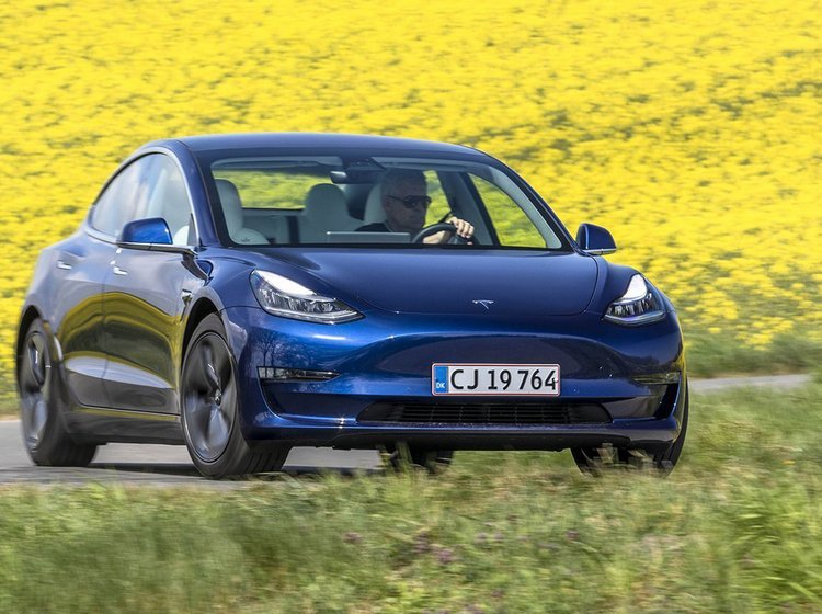 Den populære Tesla Model 3 står til at stige op mod 18.000 kr. fra nytår.