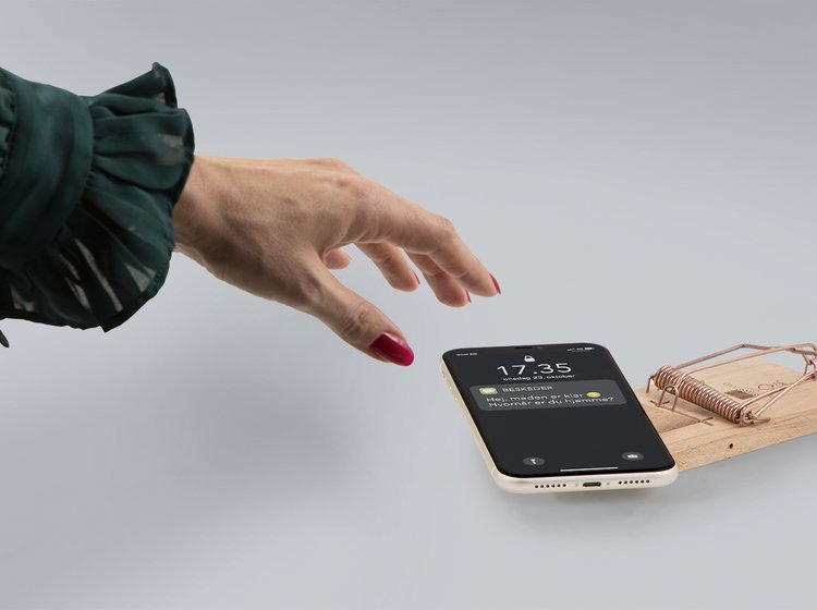 Fingrene væk! Mobilen er en farlig fristelse