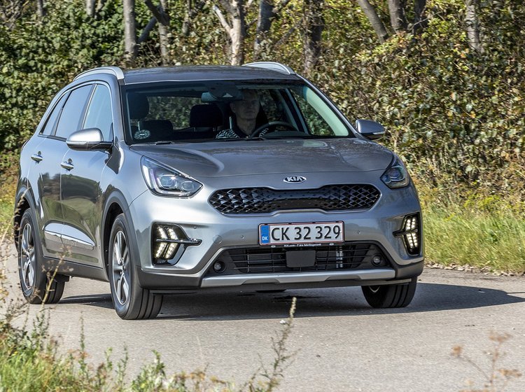Kia Niro Hybrid set forfra