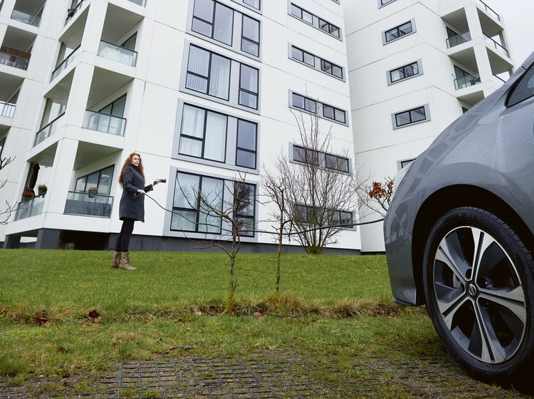 Svært at have elbil i etageejendom