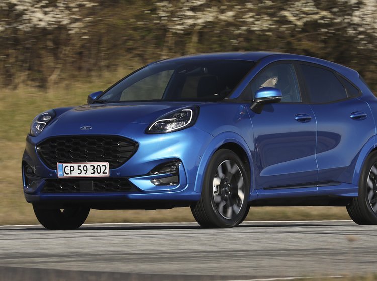 Ford Puma set forfra