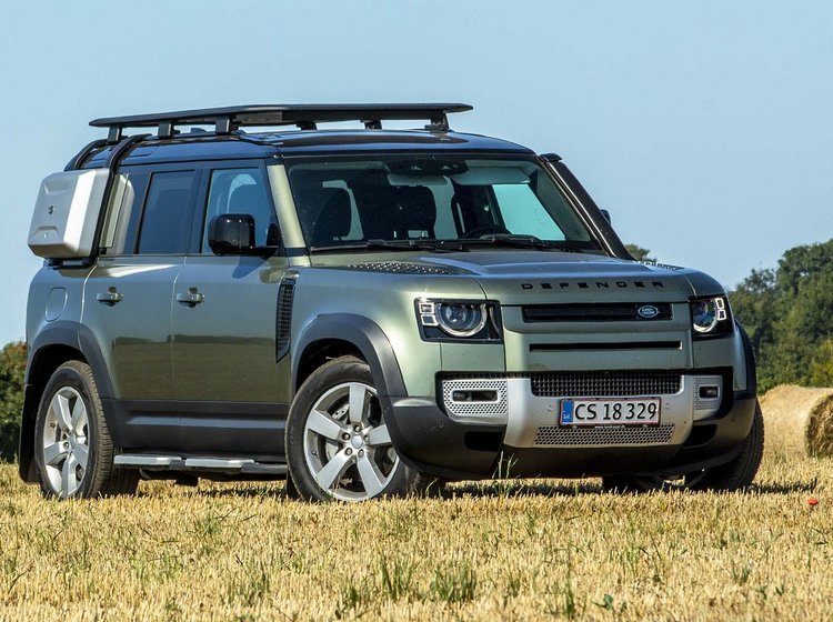 Land Rover Defender set forfra