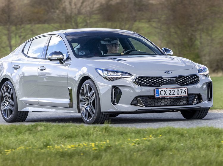 Kia Stinger set forfra