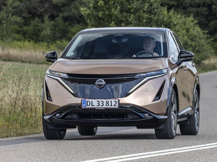 Nissan Ariya set forfra