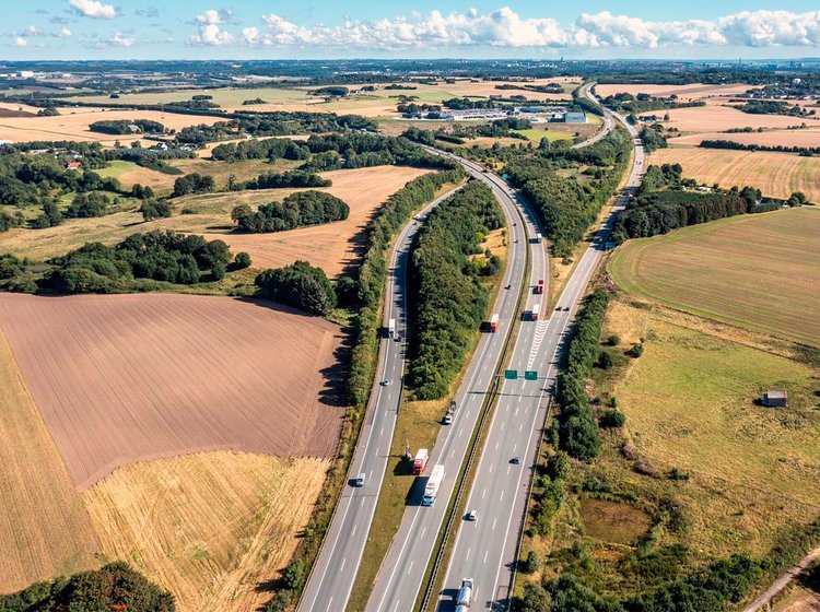 Motorvejskryds Aarhus S set fra luften.
