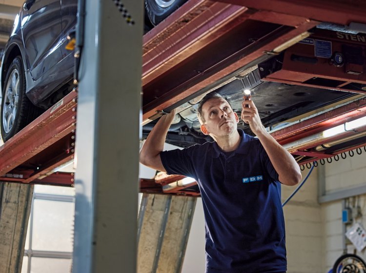 Brugtbilstest hos FDM test og bilsyn