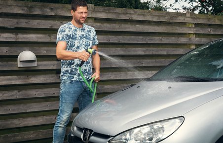 Vælg den billige vask i vaskehallen og supplér med vask med håndkraft
