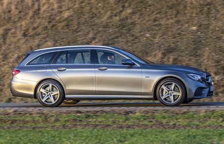 Mercedes-Benz E-klasse fra siden