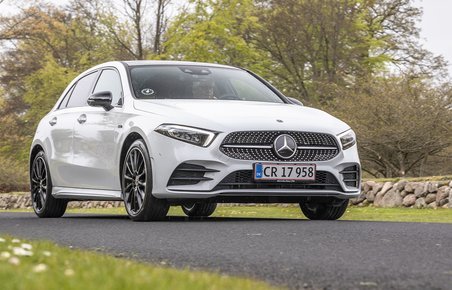 Mercedes-Benz A250 e set forfra