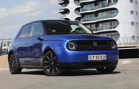 Honda e set forfra