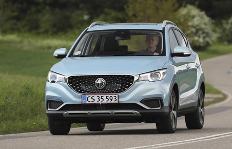 MG ZS set forfra