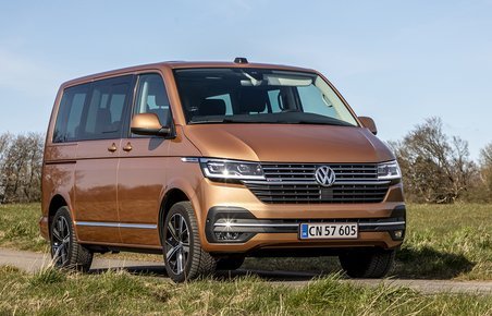 VW Multivan set forfra
