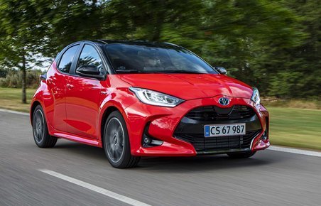 Toyota Yaris set forfra