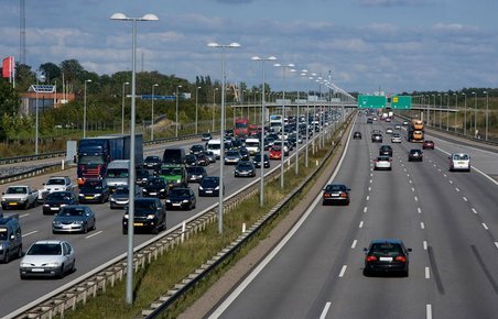 Nye bilafgifter skal sikre 775.000 elektriske biler i 2030