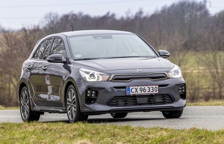 Kia Rio set forfra