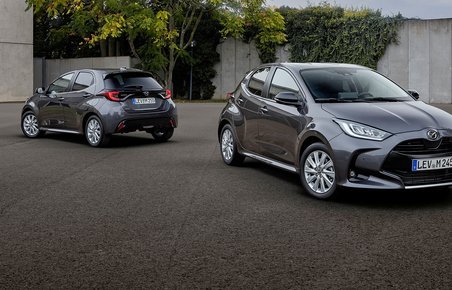 Mazda 2 i den nye hybridudgave - med tak til Toyota.