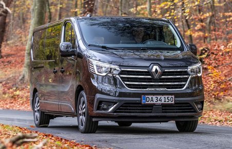 Renault Trafic Spaceclass set forfra