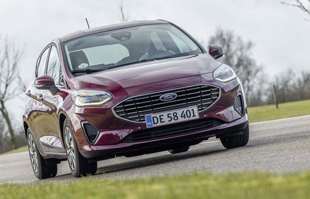 Ford Fiesta set forfra