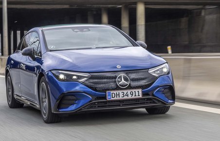 Mercedes-EQ EQE set forfra