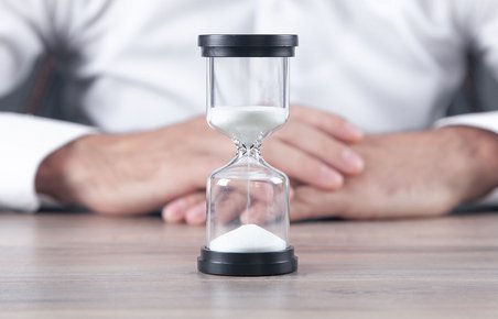 Timeglas er ved at rinde ud