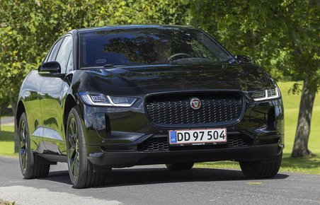 Jaguar I-Pace set forfra