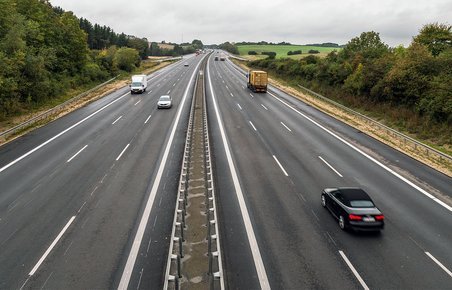 Ny asfalt, seks spor, færre trafikpropper og 130 km/t. kommer nu de 75.000 daglige trafikanter på Vestfyn til gode.