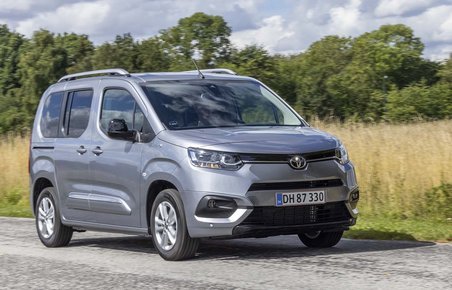 Toyota ProAce City Verso set forfra