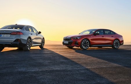 BMW 5-serie bagfra og forfra 