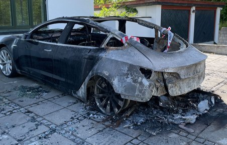 Udbrændt Tesla Model S