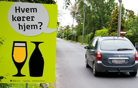 Spritkampagner og politikontrol ser ud til at virke. Spritulykker falder hastigt.